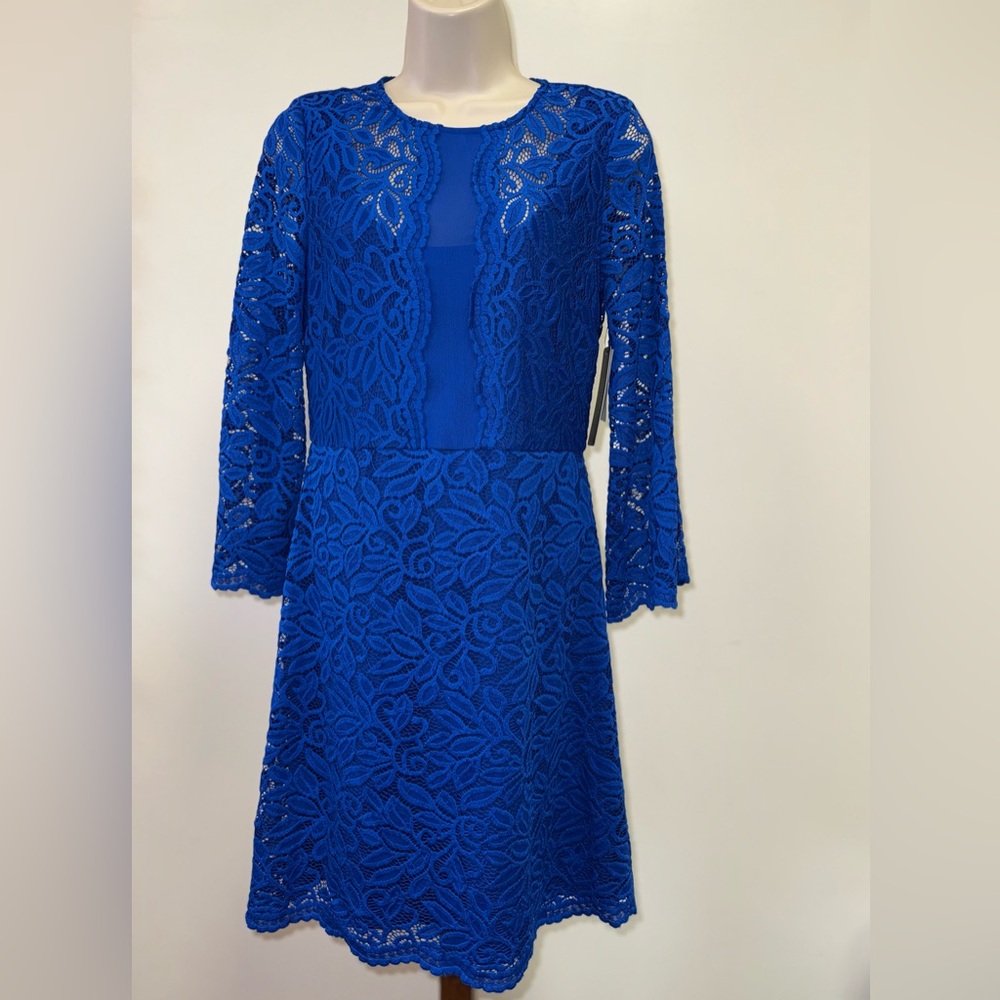 NWT Laundry (4) Brand New Lace Long Sleeve Midi Dress